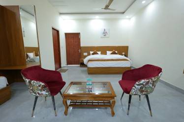 Big Room in Ghaziabad