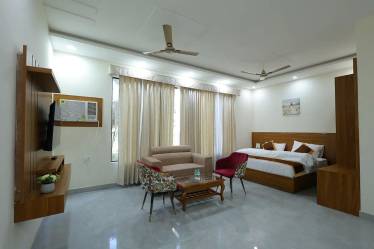 Luxury Room in Ghaziabad