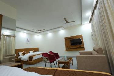Room For Family in Ghaziabad