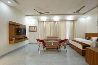 Room with Multiple Facilities  in Ghaziabad