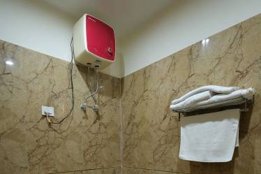 Room with Stylish Bathroom in Ghaziabad
