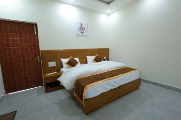 Single Bed Room in Ghaziabad